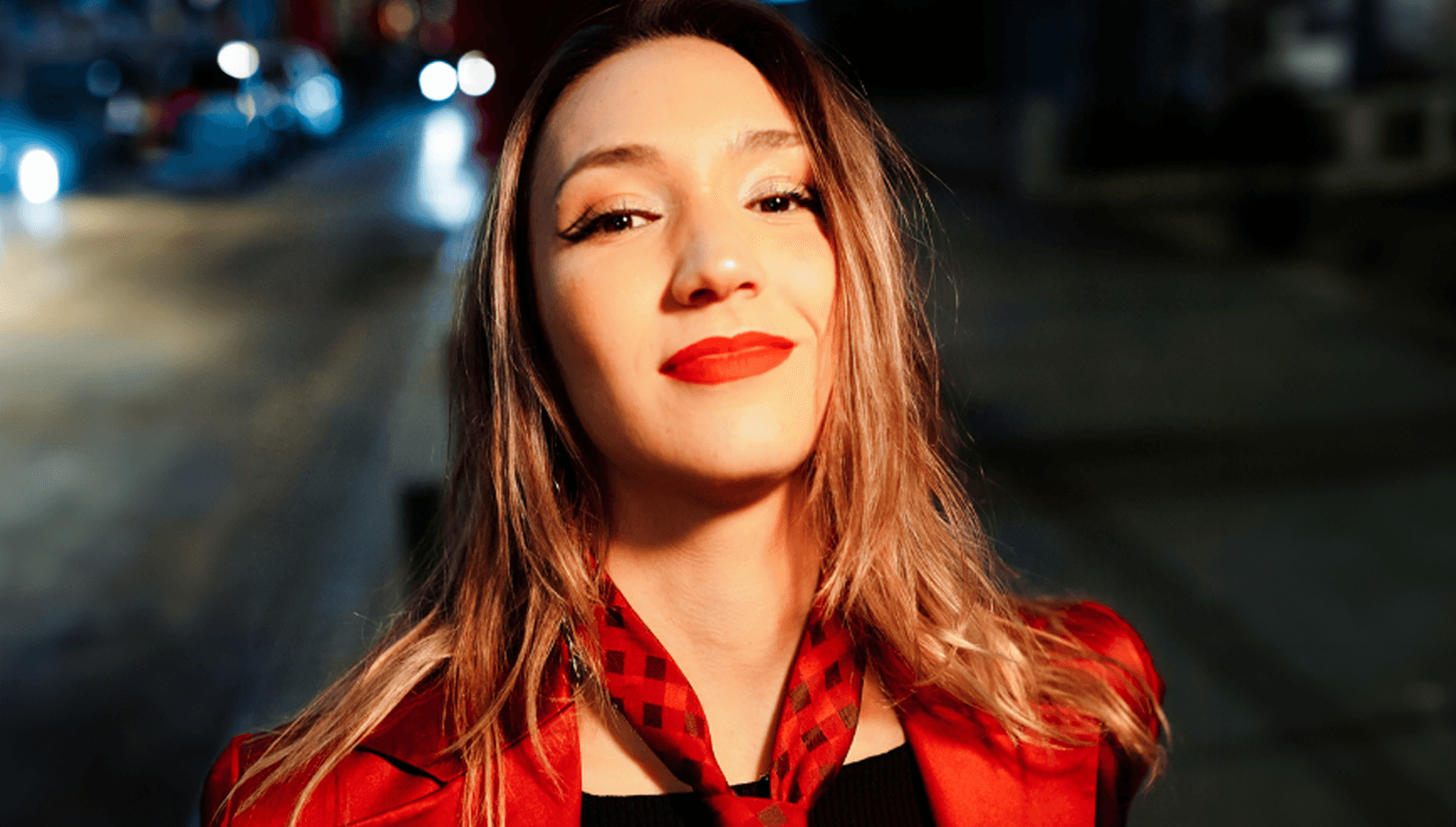Avludaki Sesler - Melis Yelman