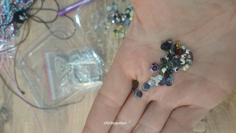 “Kolyeni Tasarla” Atölyesi