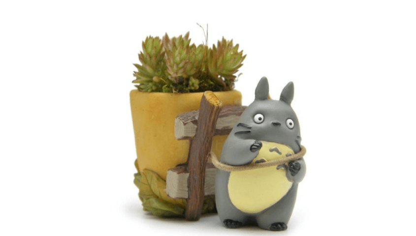 Totoro Saksı (heykel)