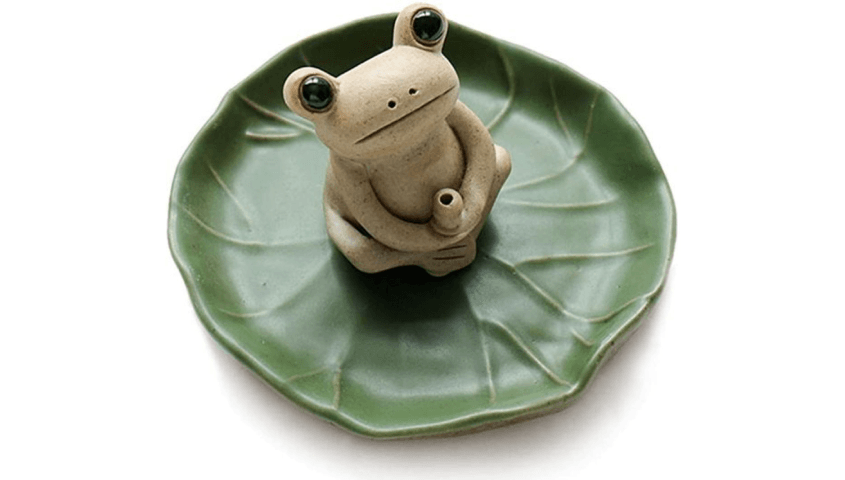 Tütsü Kurbağa (Heykel)